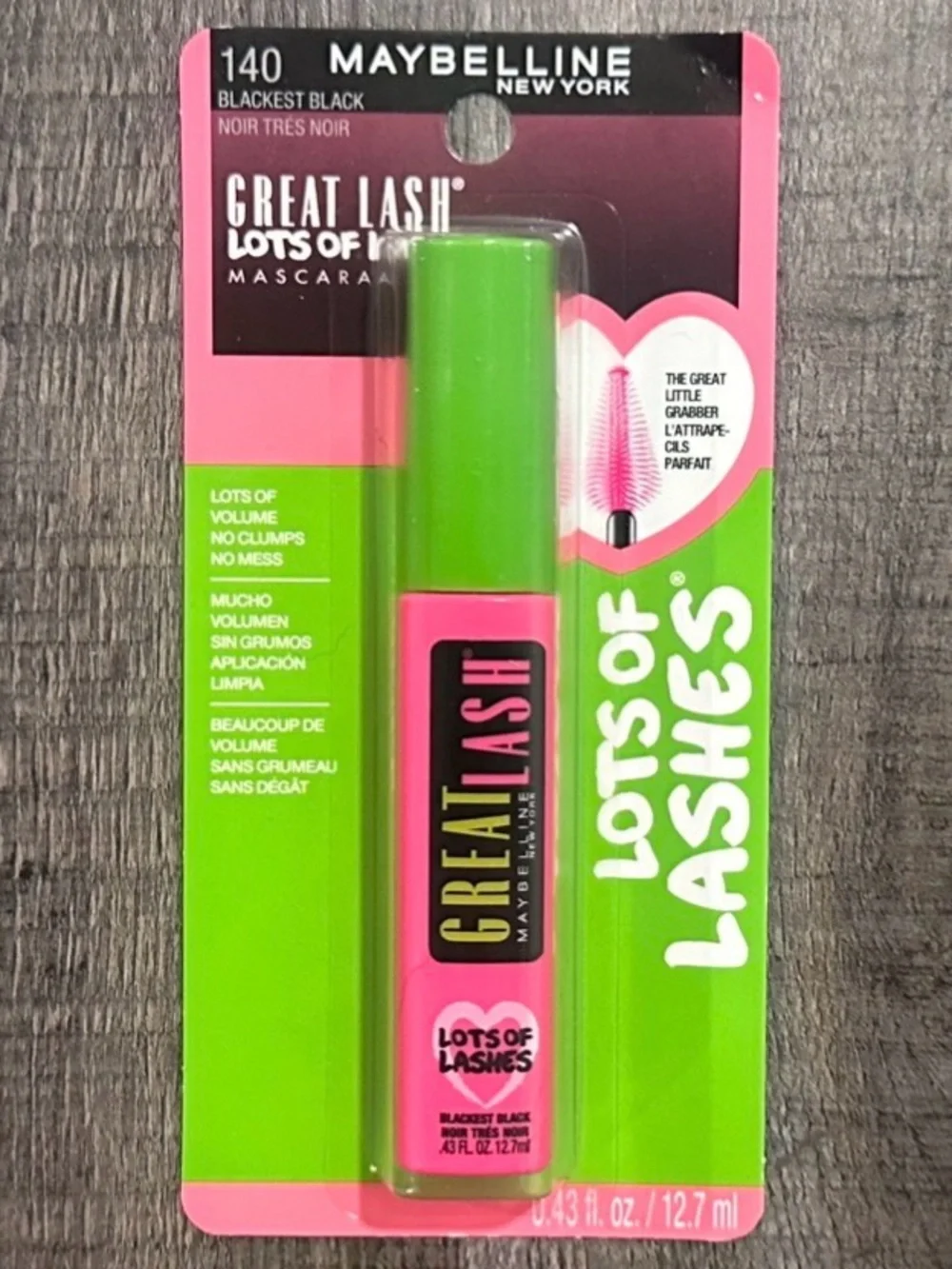 💞 New Maybelline Great Lash Lots Of Lashes Washable Mascara in Blackest Black